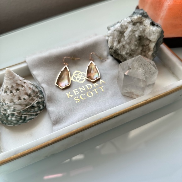 SOLD - Kendra Scott earrings - rose gold - new - Picture 3 of 8